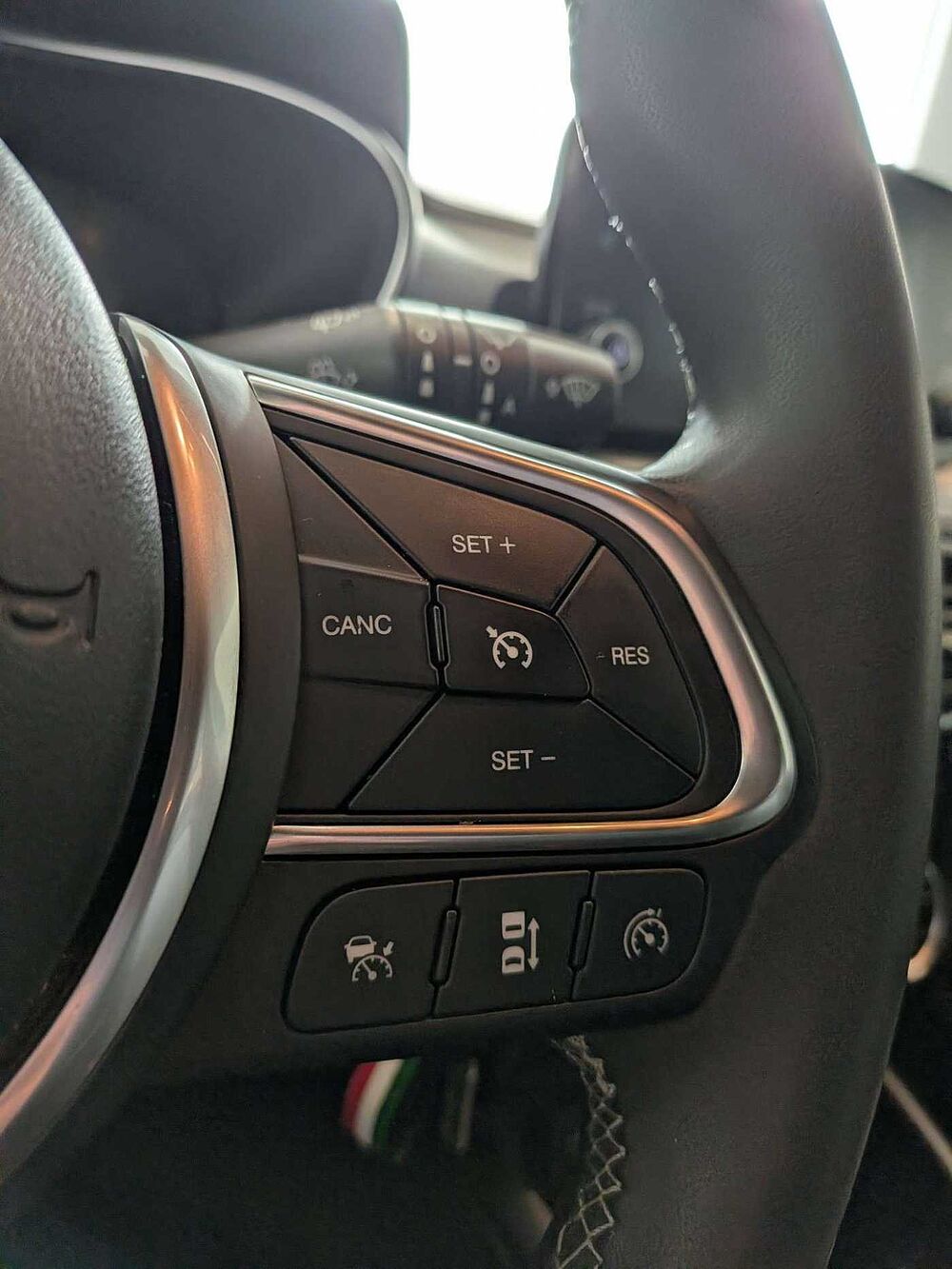 Fiat Tipo Tipo 1.0 T3 Cross firefly 1.0 BENZINE